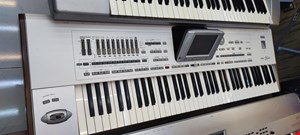 Korg pa2x